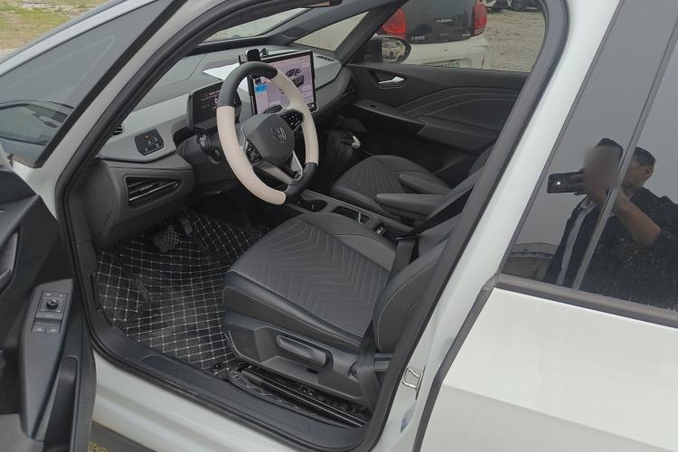 Used Volkswagen ID.3 2025 Smart Version Pure & Intelligent Enjoyment Edition Left Front Seat
