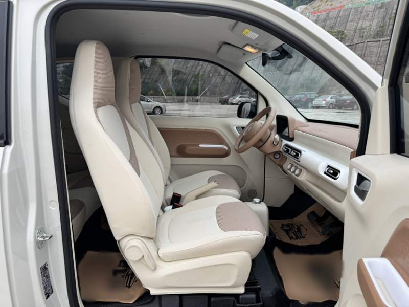 Used Wuling Hongguang MINIEV 2024 3rd Generation 215km Youth Edition — 35