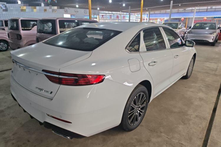 Used Geely Auto Preface 2026 Model Oriental Yao 1.5TD Fuyao Edition
