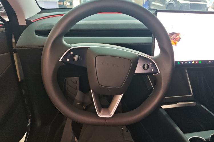 Used Tesla Model Y 2025 Long-Range All-Wheel Drive First Edition