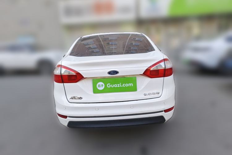 Used Ford Fiesta 2013 Sedan 1.5L Automatic Fashion Edition
