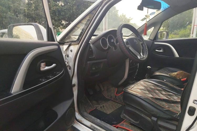 Used Changan CX20 2014 1.4L Manual Sunroof Navigation Version China V Standard