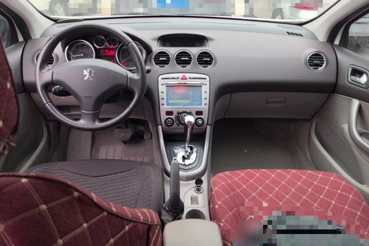 Used Peugeot 308 2009 1.6T SW Fashion Edition Center Console