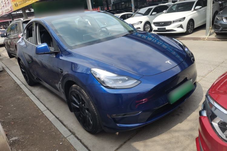 Used Tesla Model Y 2021 Long-Range All-Wheel-Drive Version
