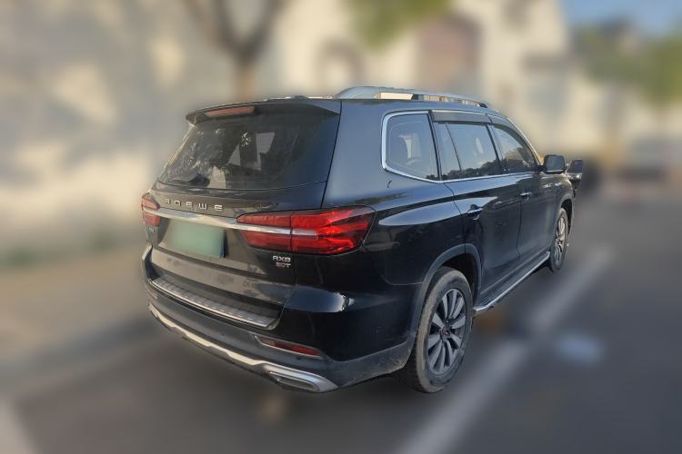 Used Roewe RX8 2018 30T Smart Connectivity Two-Wheel Drive Flagship Edition
