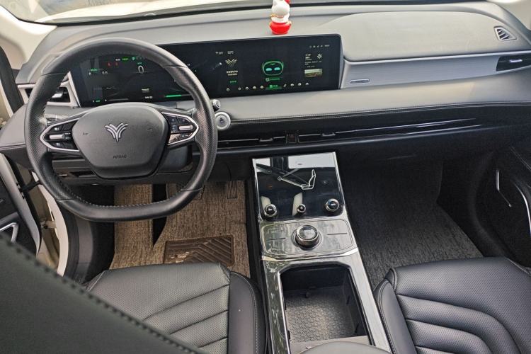 Used NETA U 2021 Revised Pro 400 Industry Custom Edition