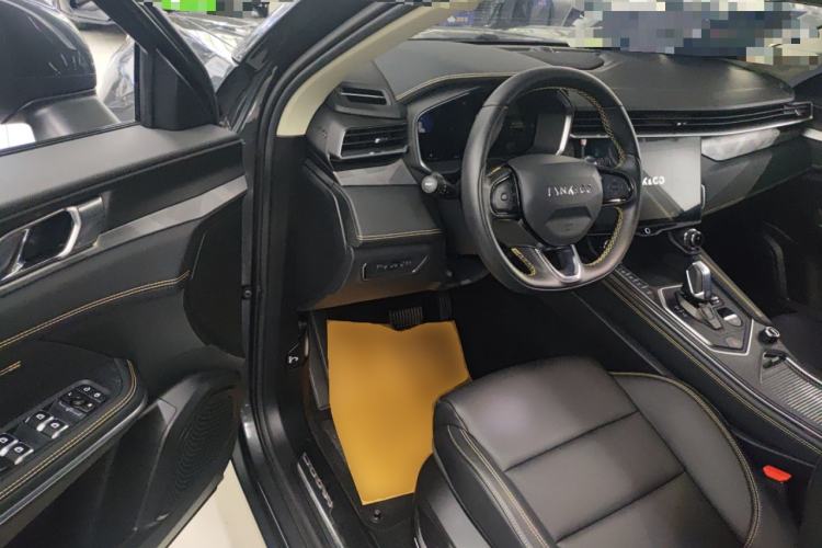 Used Lynk & Co 01 2023 2.0TD Two-Wheel Drive Asian Games Edition