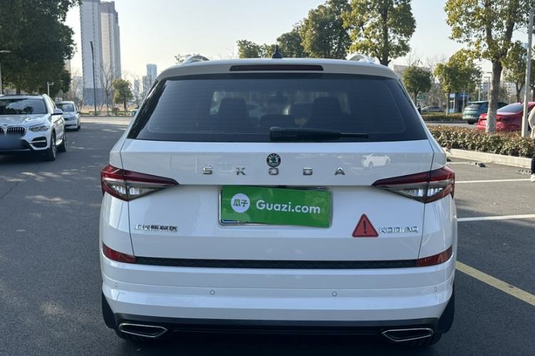 Used Skoda Kodiaq 2022 TSI330 7-Seater Two-Wheel-Drive Luxury Edition