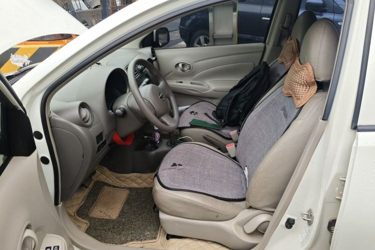 Used Nissan Sunny 2011 1.5XE CVT Comfort Edition Left Front Seat