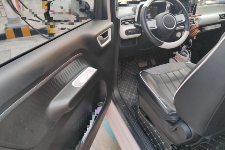 Used Wuling Hongguang MINIEV 2024 3rd Generation 215km Advanced Version
