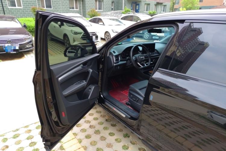 Used Audi Q5L 2022 40T Fashionable and Dynamic Model Driver Seat