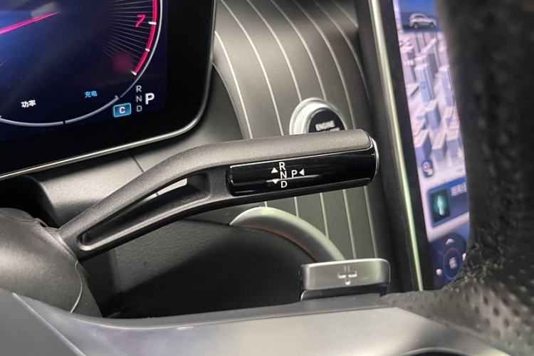 Used Mercedes-Benz GLC 2023 GLC 260 L 4MATIC Luxury Model 5 Seats