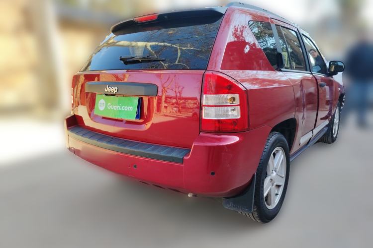 Used Jeep Compass 2007 2.4L four-wheel drive sport version
