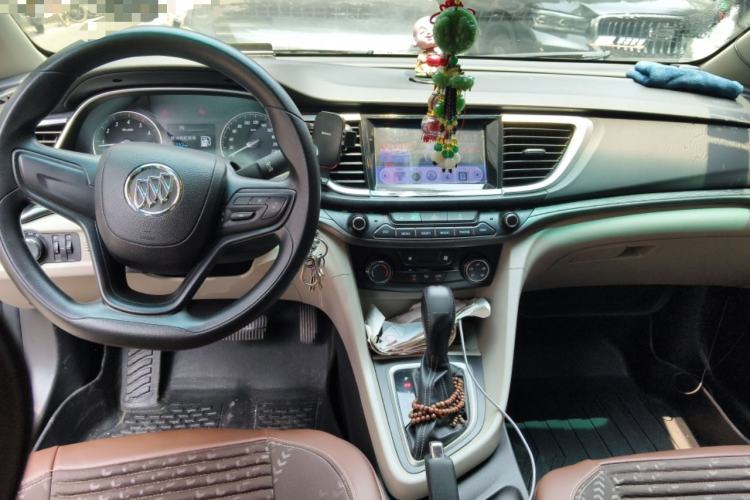 Used Buick GT 2016 15N Automatic Elite Edition Center Console