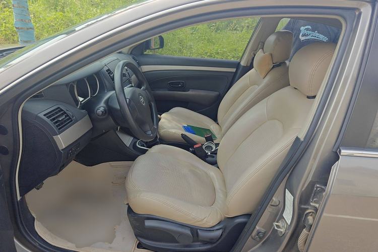 Used Nissan Sylphy 2016 Classic 1.6XE Manual Comfort Edition Left Front Seat