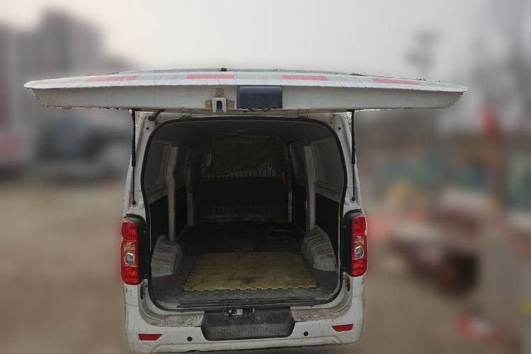 Used CHANGAN KAICHENG Ruixing EM80 2023 Flat-Top Double-Door 2-Seater 60 kW 41.932 kWh Trunk