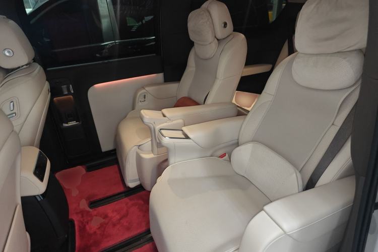 Used Li Auto MEGA 2025 Ultra Smart Refreshed Edition
