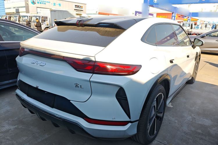 Used BYD Song L EV 2025 662 km Advanced Intelligent Driving Version
