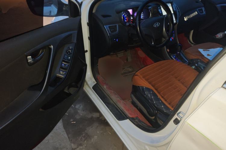 Used Hyundai Elantra (5th Generation / Langdong) 2015 1.6L Automatic Leading Model