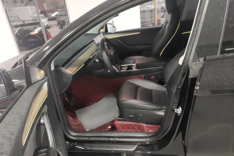 Used Tesla Model Y 2022 Rear-Wheel-Drive Version
