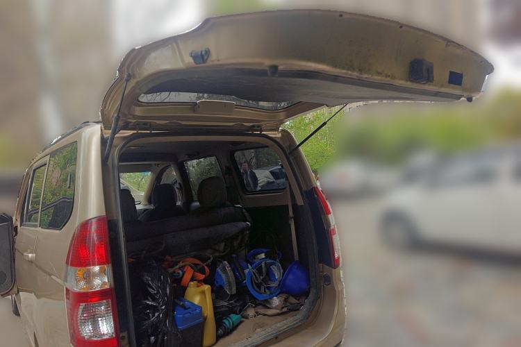 Used Wuling Hongguang 2014 1.5L Standard Version Trunk