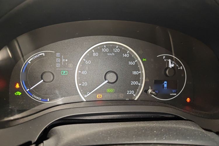 Used Lexus CT 2014 CT200h Elite Edition Two-Tone
