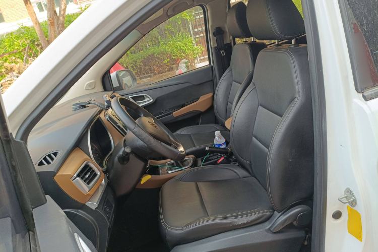 Used Jinbei F50 2017 1.6L Manual Comfort Model
