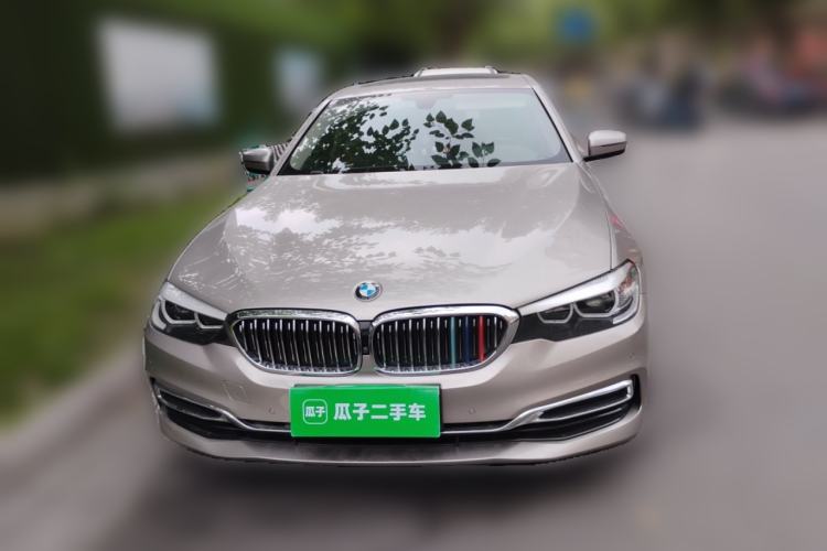 Used BMW 5 Series 2019 Facelifted 525Li Luxury Package
