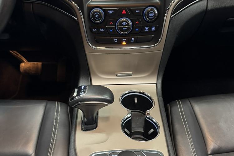 Used Jeep Grand Cherokee 2014 3.0TD Diesel Comfort Navigation Version