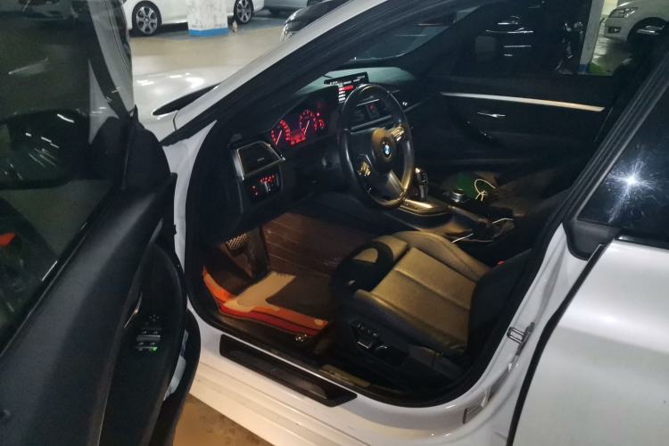 Used BMW 3 Series GT 2020 320i M Sport Package Driver Seat