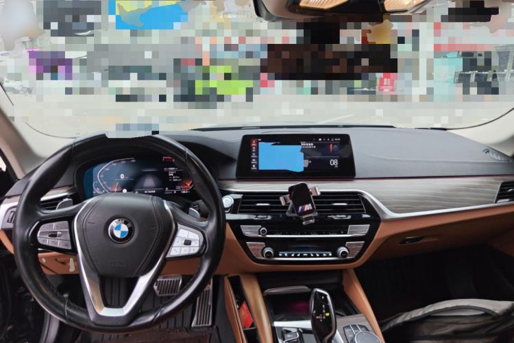 Used BMW 5 Series 2020 530Li Luxury Edition Premium Package Center Console