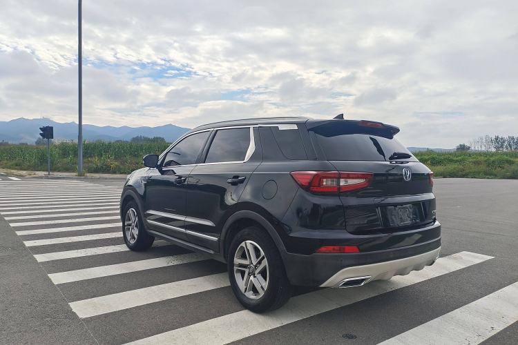 Used CHANGAN CS55 2017 1.5T Manual Colorful Edition
