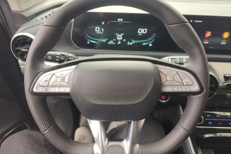 Used FORTHING T5 EVO 2021 1.5TD DCT Diamond Edition