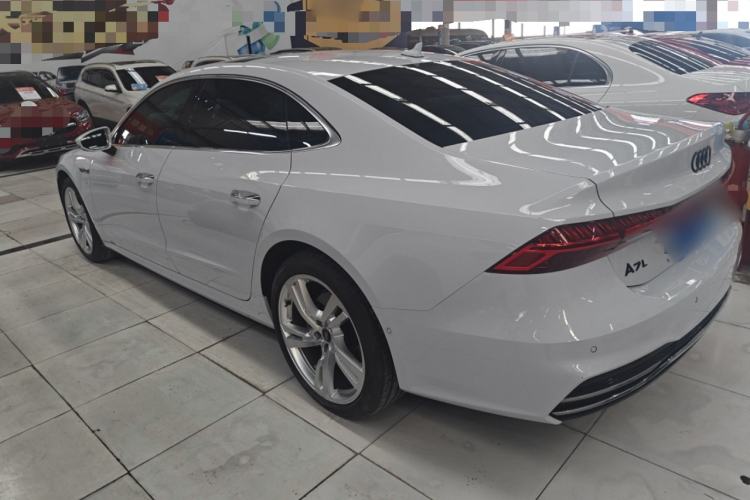 Used Audi A7L 2024 45TFSI quattro S-line Visionary Edition Flow Crystal Package
