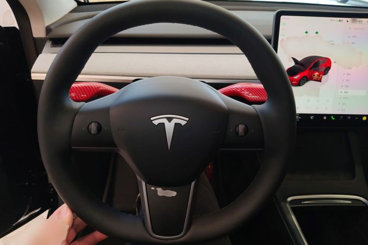 Used Tesla Model Y 2024 Long-Range All-Wheel-Drive Version