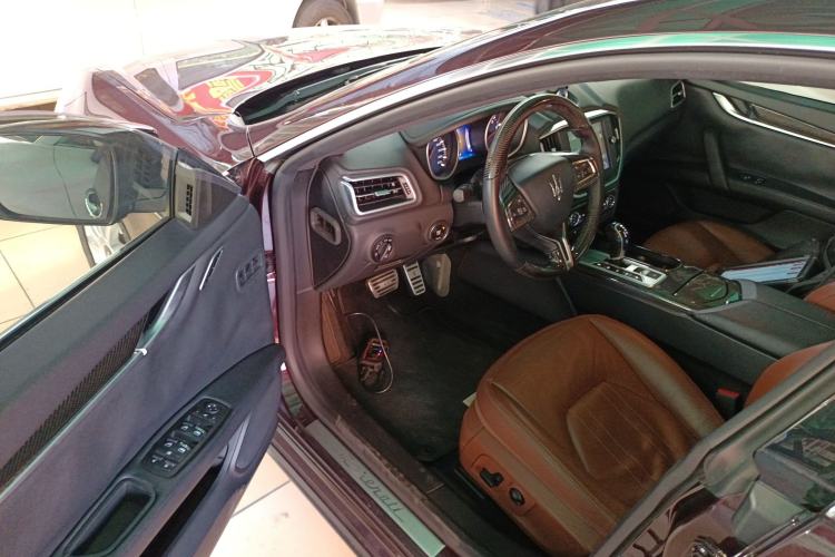 Used Maserati Ghibli 2014 3.0T Standard Edition
