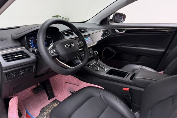 Used Geely Auto Emgrand GL 2021 UP 1.4T CVT Leading Edition Interior 4