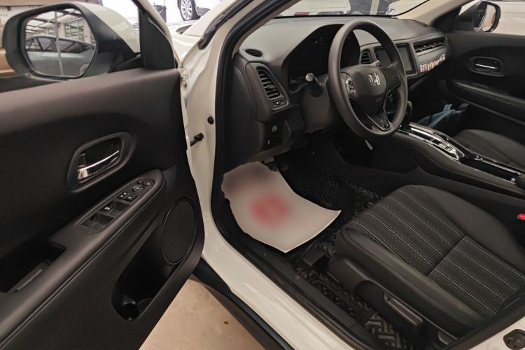 Used Honda Vezel 2017 1.8L CVT Front-Wheel Drive Pioneer Edition Driver Seat