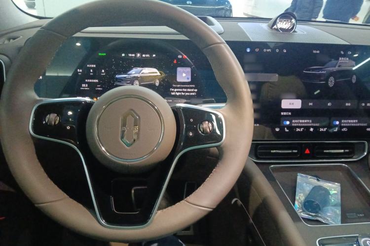 Used Hima AITO M9 2025 Extended-Range Ultra Version 52 kWh 6-Seater Center Console