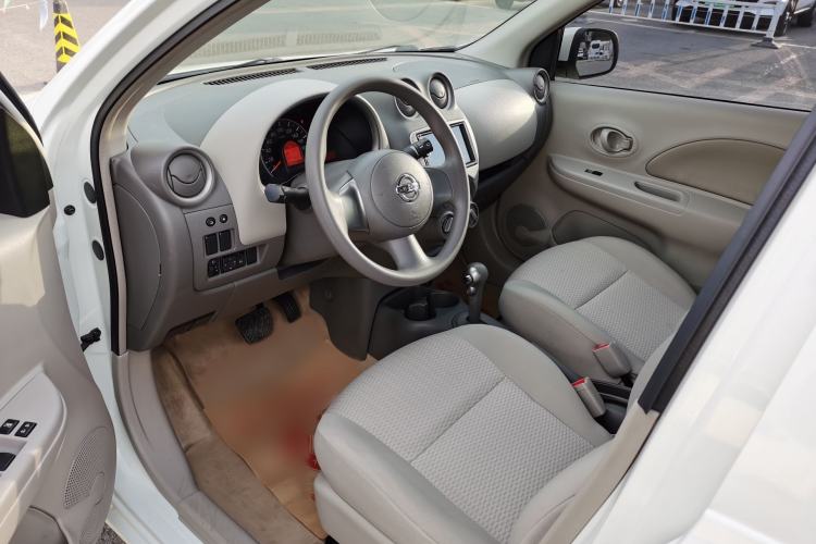 Used Nissan March 2010 1.5L Automatic Easy-Style Version
