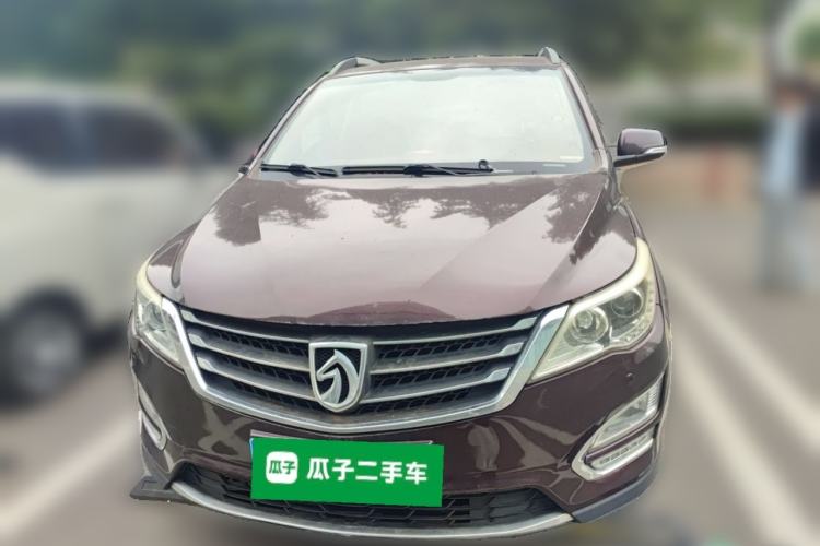 Used Baojun 560 2015 1.8L manual luxury version