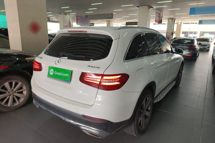 Used Mercedes-Benz GLC 2016 GLC 300 4MATIC Dynamic Model Rear Right 45 Deg