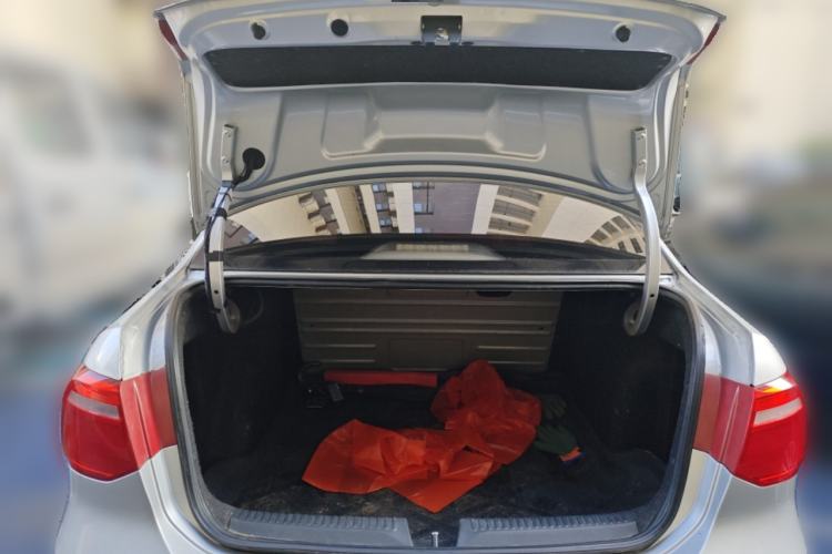 Used Volkswagen Jetta 2013 1.6L Manual Fashion Edition