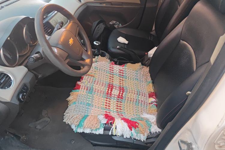 Used Chevrolet Cruze 2015 1.5L Classic SL MT Left Front Seat