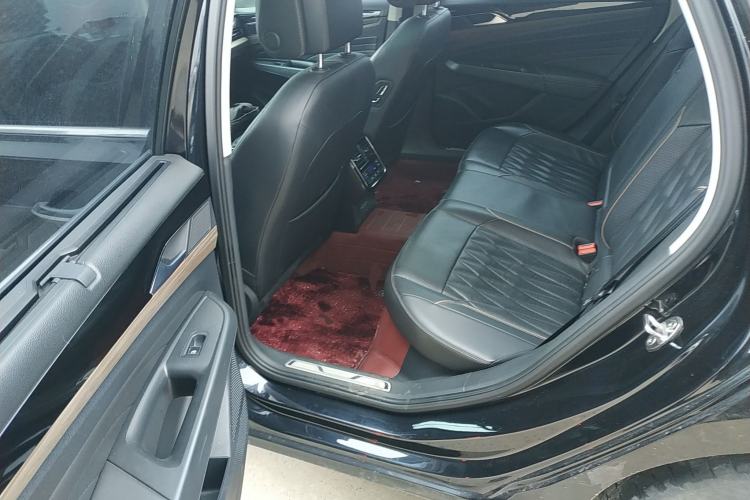 Used Volkswagen Passat 2019 330TSI Luxury Edition China VI Standard