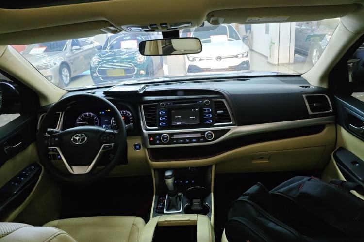 Used Toyota Highlander 2015 2.0T Four-Wheel Drive Luxury Edition 7-Seater
