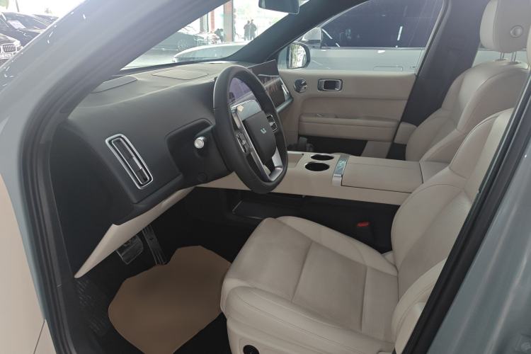 Used Li Auto L6 2025 Max Smart Refresh Edition
