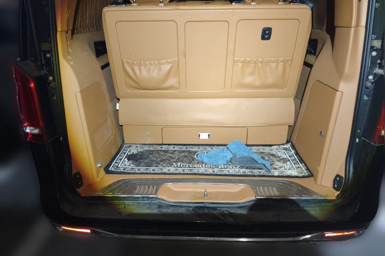 Used Mercedes-Benz V-Class 