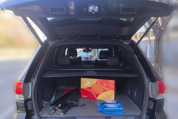 Used Jeep Grand Cherokee 2015 3.6L Luxury Navigation Edition
