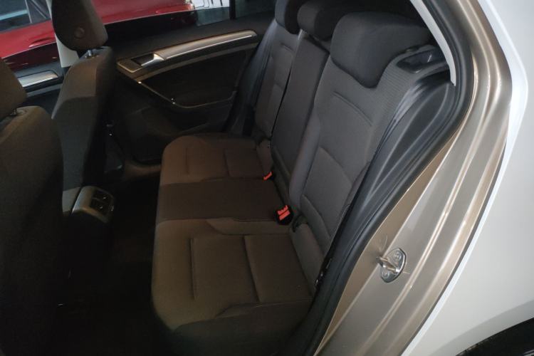 Used Volkswagen Golf 2016 1.6L Automatic Comfort Model
